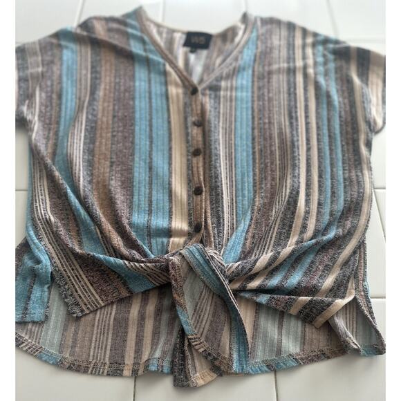W5 By Anthropologie Women’s Multicolor Striped Top Boho Buttons Front Tie Large - Picture 2 of 5